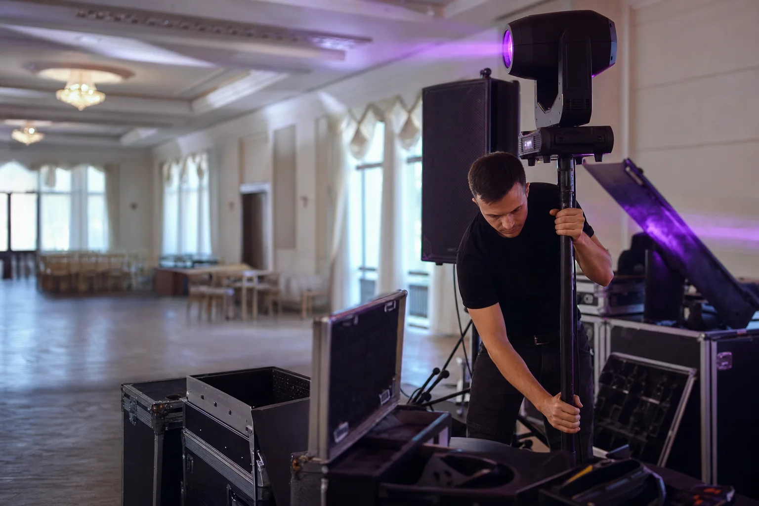 DJ z nagłośnieniem — konferansjer (do 12 godz.)